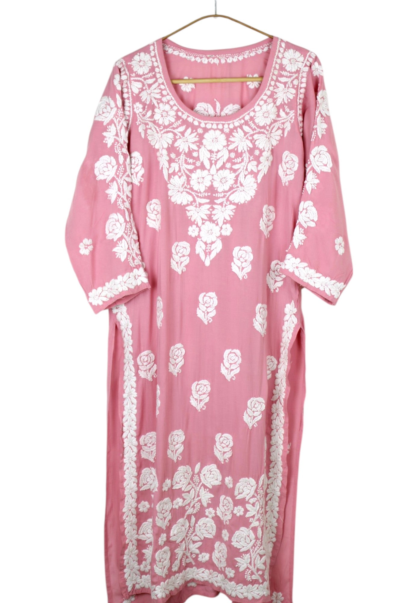 POWDER PINK MODAL LONG KURTA WITH 3D CHIKANKARI